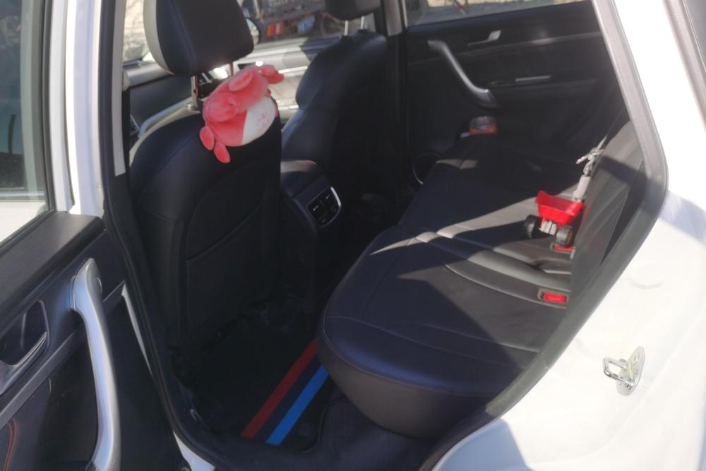 Haval M6 модель 2019 года 1.5T механическая переднеприводная версия Elite Китай VI - фото 16