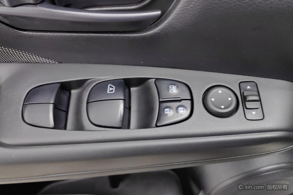Nissan Kicks 2020 - фото 22