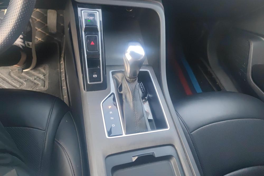 Roewe i5 2023 года 1.5L CVT версия Prestige - фото 14