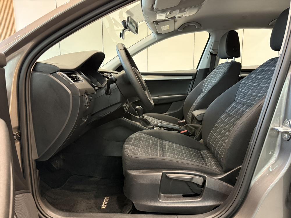Octavia 2018 TSI230 DSG версия Comfort - фото 16