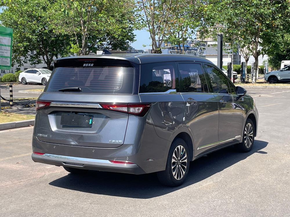 Wuling Jiachen 2022 1.5T CVT интеллектуальная комплектация класса люкс - фото 7