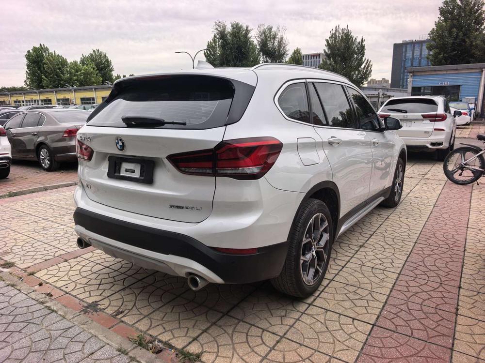 BMW X1 2021 модельного года sDrive20Li в эксклюзивной комплектации - фото 6