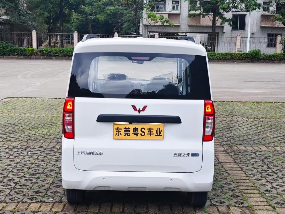 Wuling Zhiguang EV 2025, комплектация Progress - фото 5