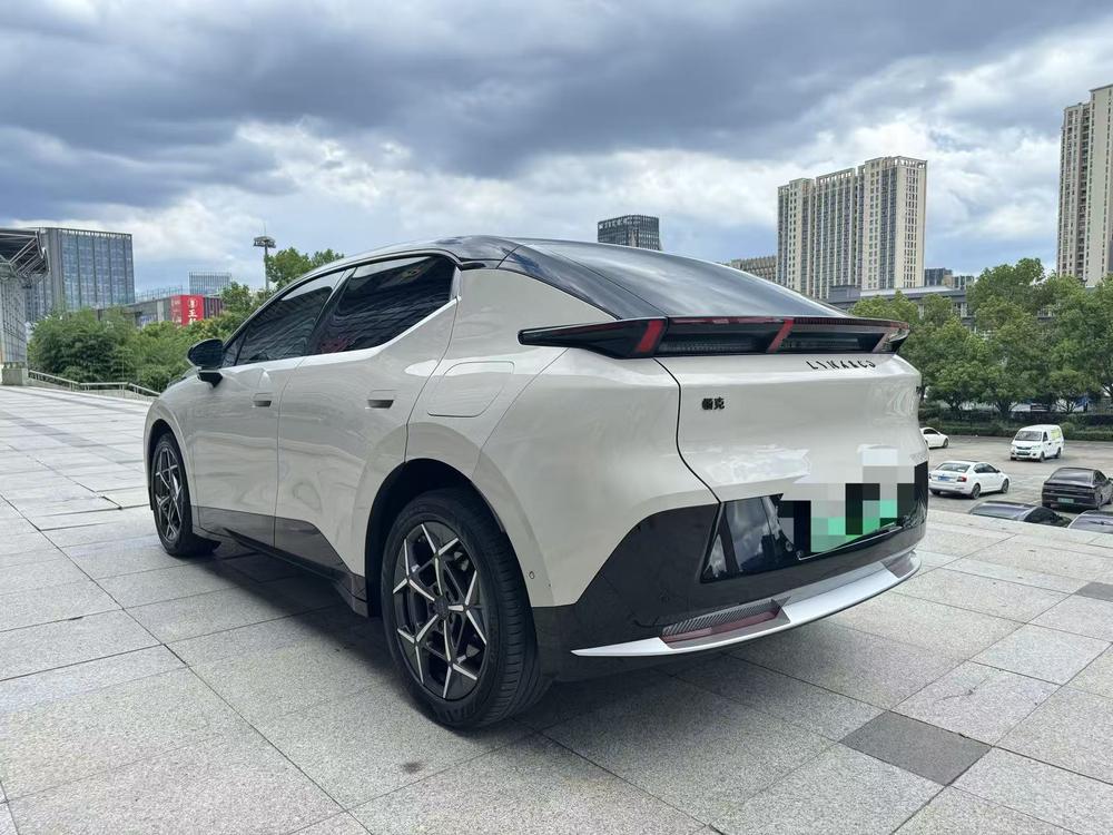 Lynk & Co Z20 2025 модельного года 530 км задний привод Max - фото 4