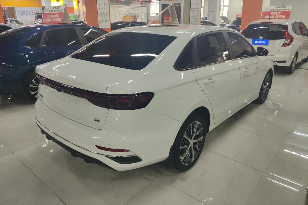 Emgrand модель 2023 года, 4-го поколения, версия Champion, 1.5L CVT в комплектации Premium - фото 3