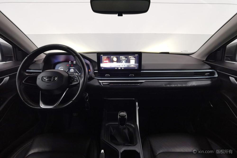 Emgrand 2022 модельного года, 4-е поколение, 1.5L, механическая коробка передач, версия Elite - фото 13