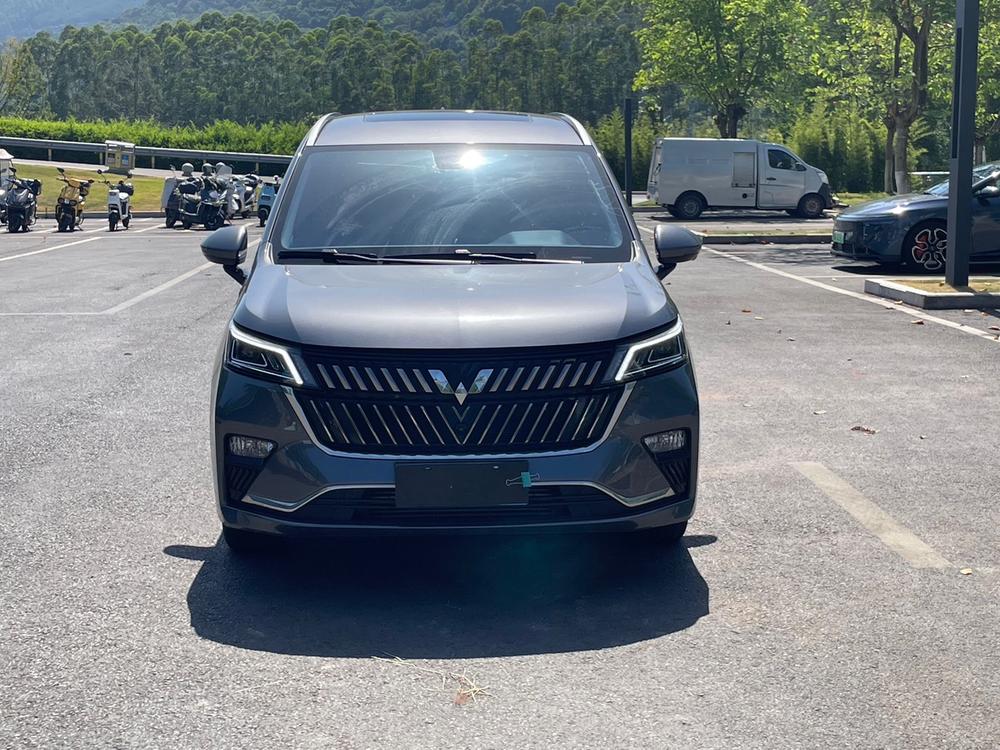 Wuling Jiachen 2022 1.5T CVT интеллектуальная комплектация класса люкс - фото 2