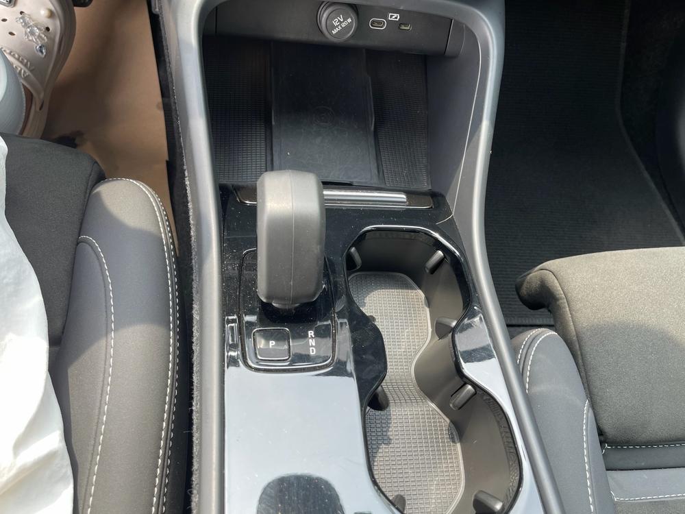 Volvo C40 EV 2022 модельного года, версия Long Range PRO  - фото 11