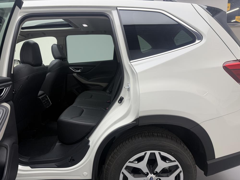 Forester 2024 модельного года 2.0i AWD в комплектации Luxury - фото 18