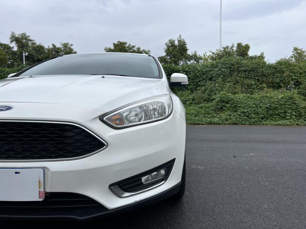Focus, классическая версия 2018 модельного года, хэтчбек EcoBoost 125, механическая трансмиссия, сверхмощная стильная версия с интеллектуальным вождением - фото 10