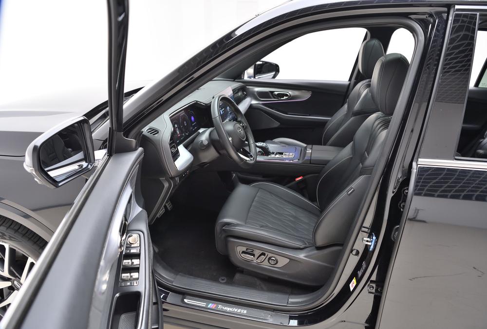 Trumpchi GS8 2022, серия Dual Engine, 2.0TM, гибридный полноприводный вариант Premium, 6 мест - фото 17