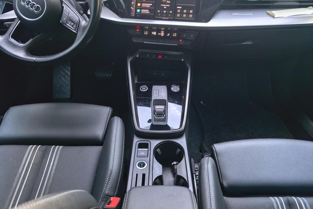 Audi A3 2024 модельного года A3L Limousine 35 TFSI стильная спортивная версия - фото 15