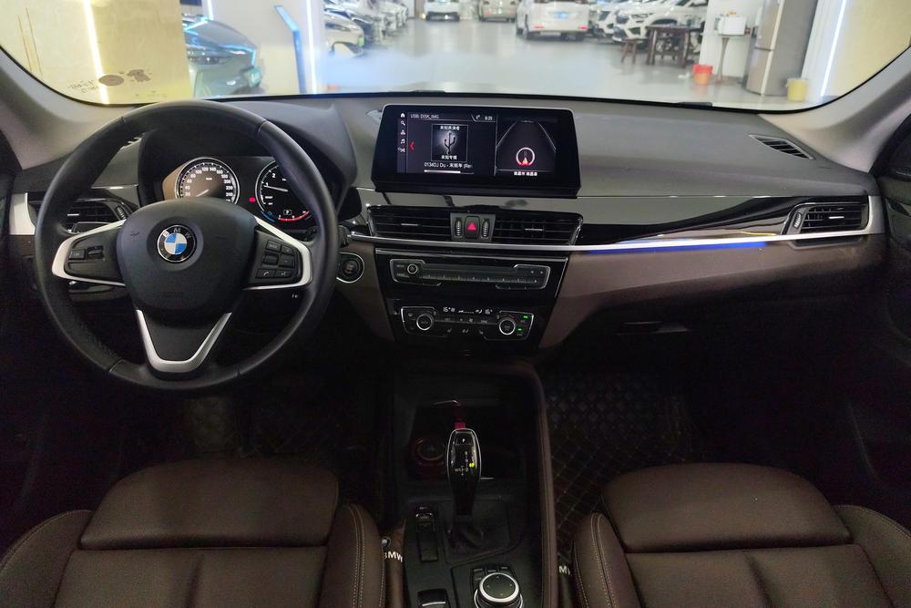BMW X1 2020 модельного года sDrive25Li комплектация «Лидер» - фото 13