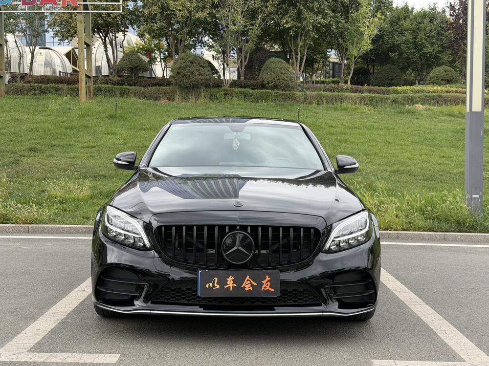 Mercedes-Benz C-Class 2019 модель C 180 L спортивная версия Fashion - фото 2