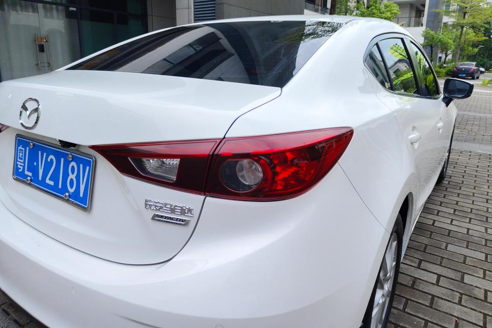 Mazda 3 Axela 2019 года, версия с облачным управлением, седан, 1.5L, автоматическая комфортная комплектация, China VI - фото 11