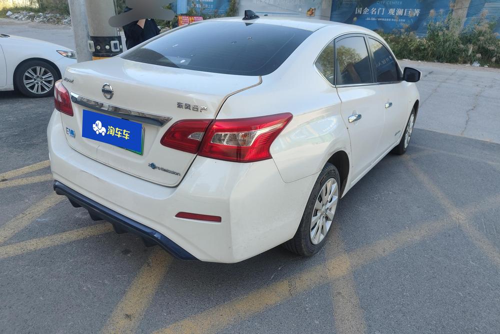 Sylphy EV 2019, версия Smart Pilot - фото 3