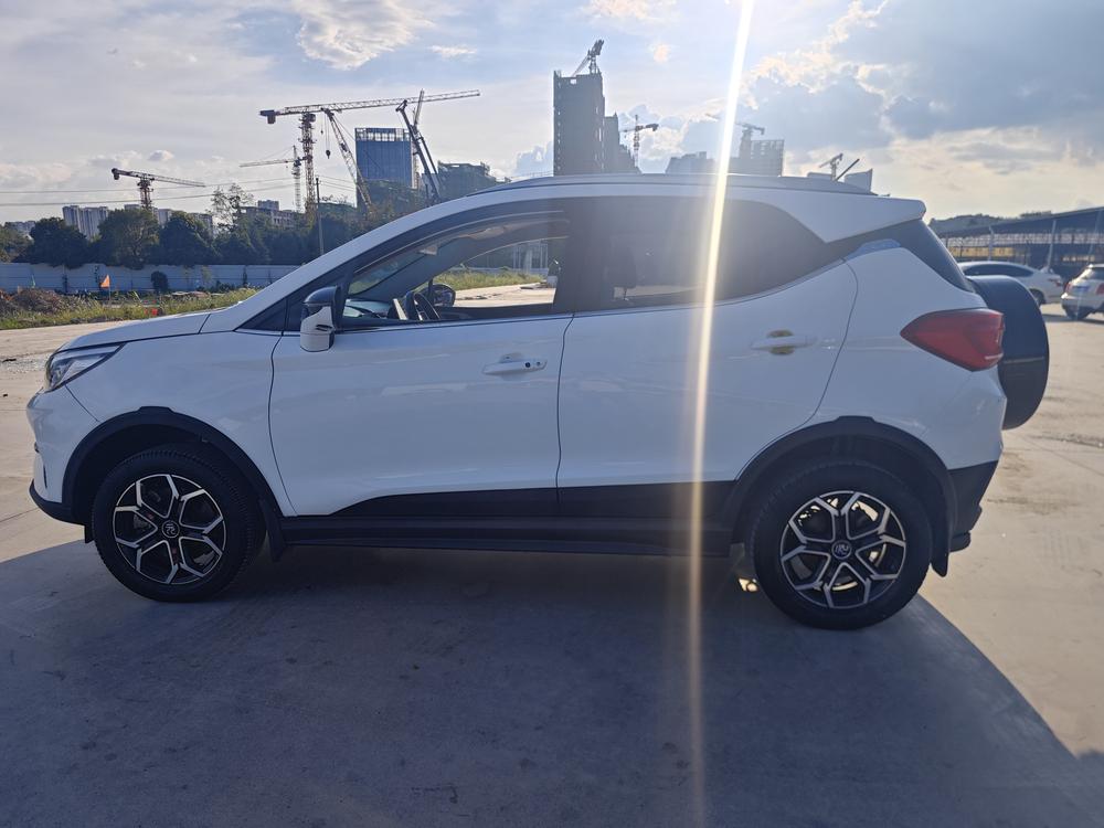 Yuan Pro 2021 модель 401KM Люкс - фото 4