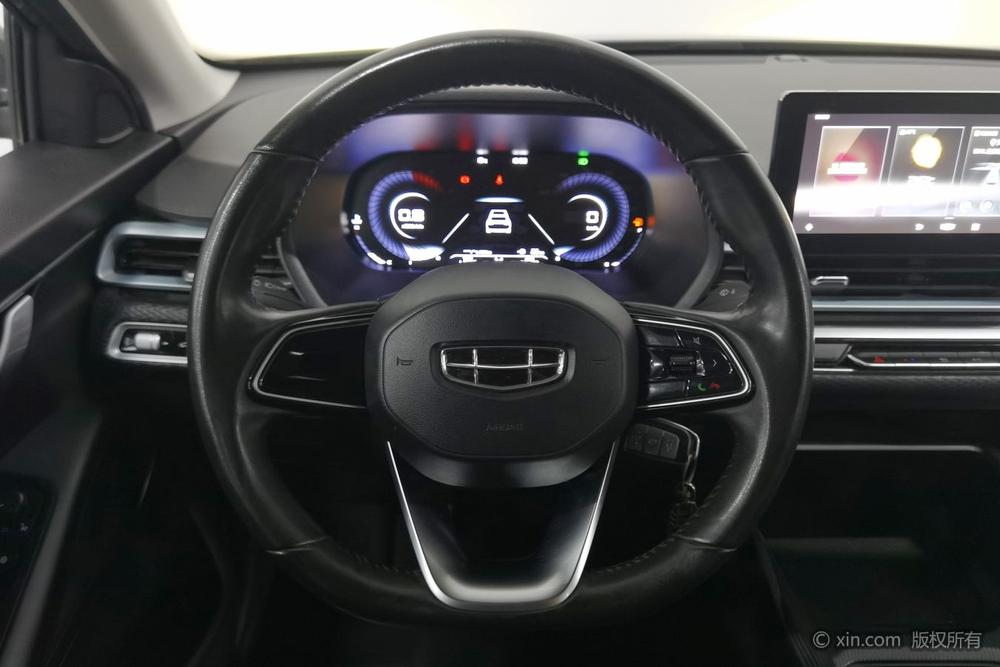 Emgrand 2022 модельного года, 4-е поколение, 1.5L, механическая коробка передач, версия Elite - фото 15