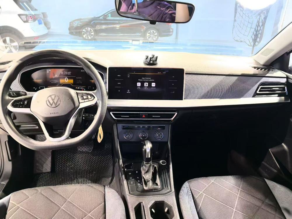 Lavida 2023 года, обновлённая версия 1.5L с автоматической коробкой передач, версия «Пять миллионов» - фото 6