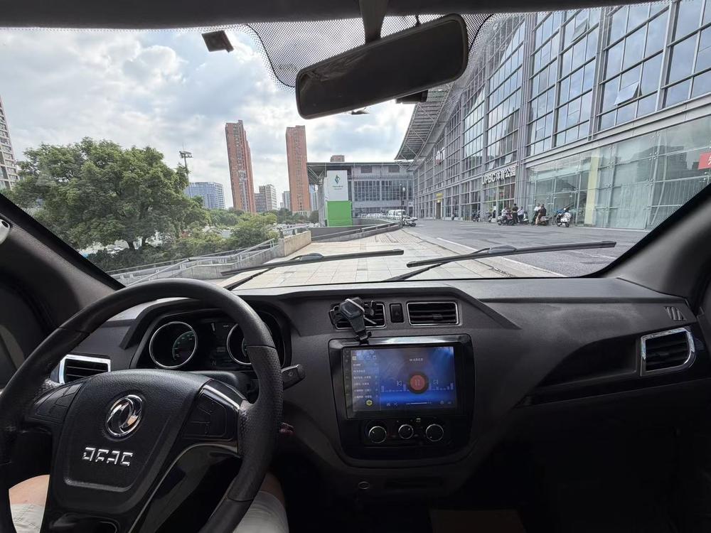 Yufeng EM26 2023 года Стандартная версия 41.472kWh Хэнань Лидун - фото 12