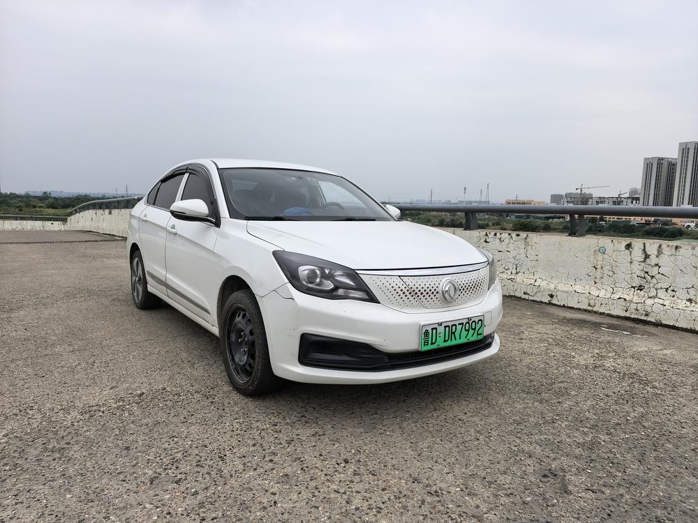 Dongfeng Fengshen E70 2022 500 Plus версия с расширенными возможностями - фото 3