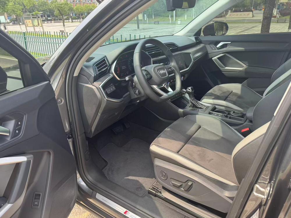 Audi Q3 2022 модельного года 35 TFSI модная спортивная версия - фото 8