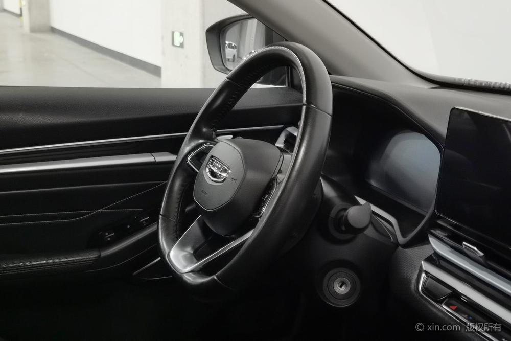 Emgrand 2022 модельного года, 4-е поколение, 1.5L, механическая коробка передач, версия Elite - фото 18