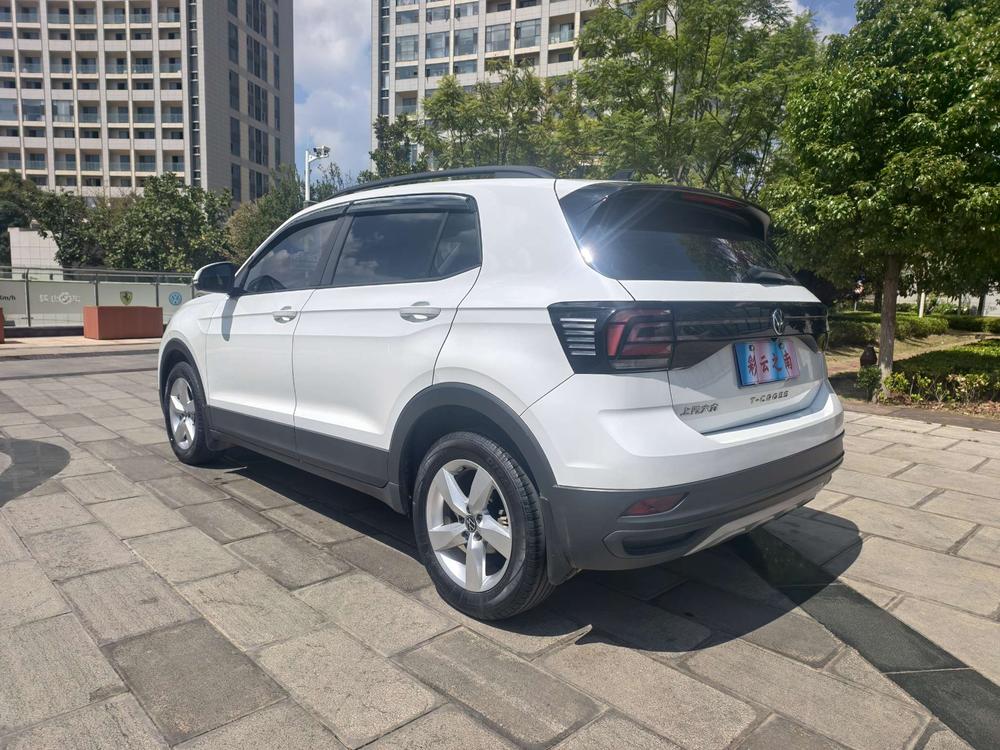 T-Cross 2023 года, 1.5L, автоматическая трансмиссия, комфортная версия - фото 5