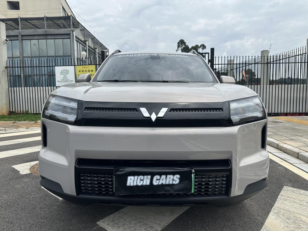 Wuling Xingguang 560 EV 2026 - фото 2