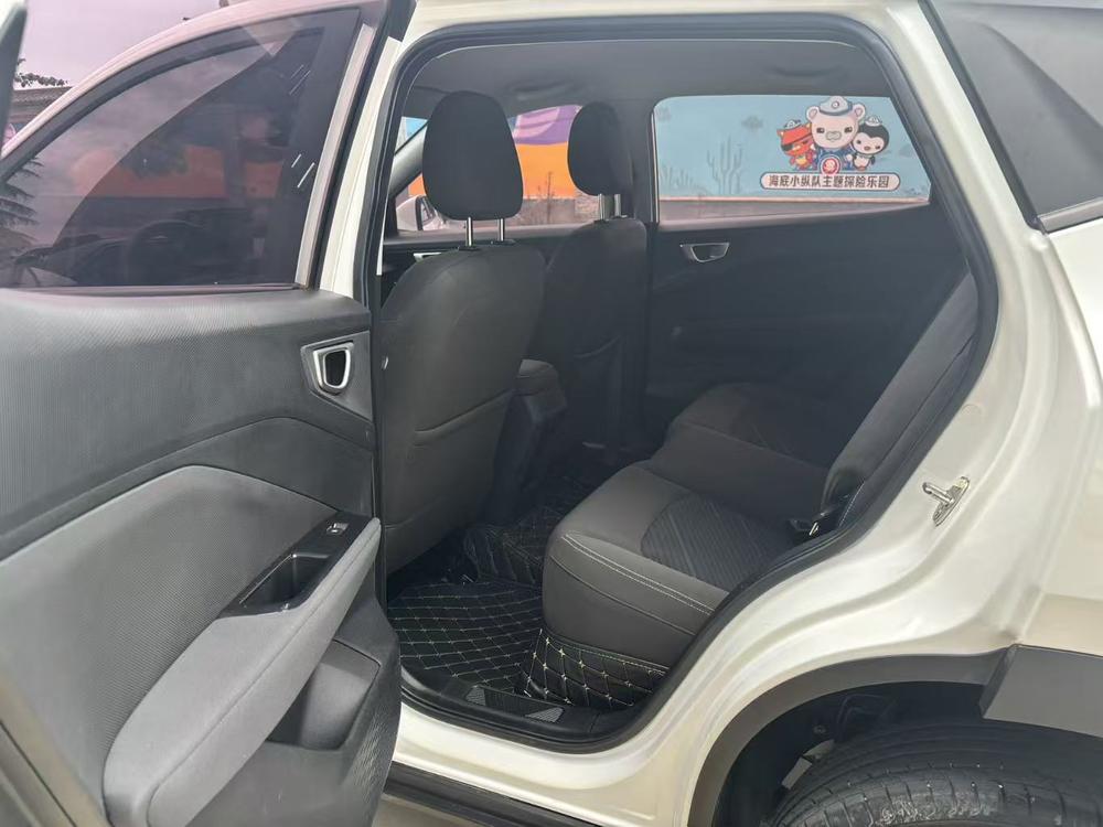 Wuling Xingchi 2023 года 1.5L CVT, комплектация «Чаншуан» - фото 8