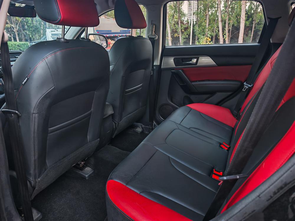 Haval H2 2018, версия Chuangxiang, 1.5T, роботизированная коробка передач, передний привод, стильная комплектация, Евро-5 - фото 9