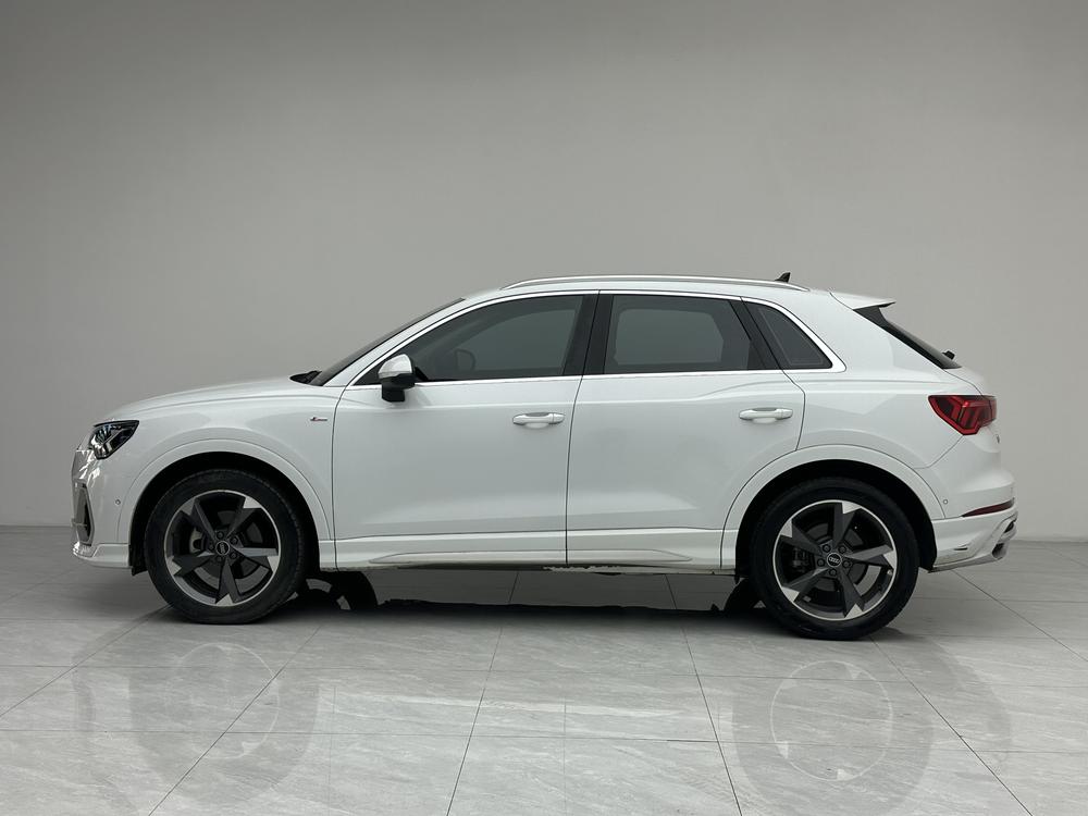 Audi Q3 2021 модель 35 TFSI стильная спортивная версия - фото 4