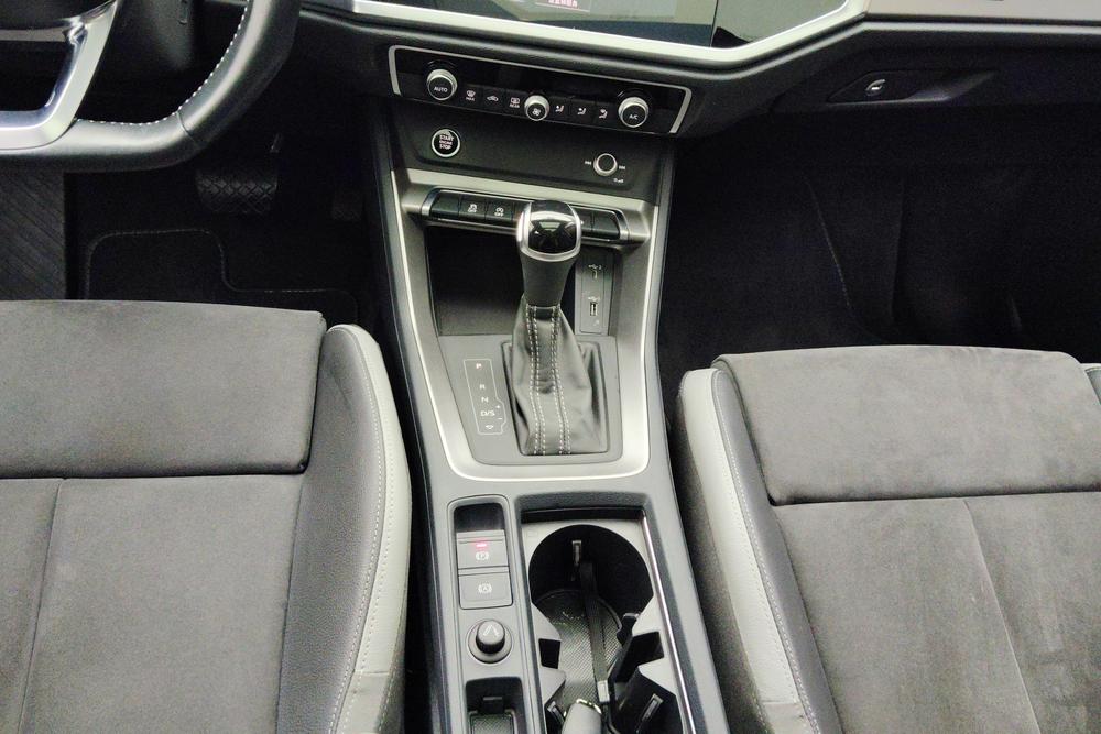 Audi Q3 2022 модельного года 35 TFSI модная спортивная версия - фото 11