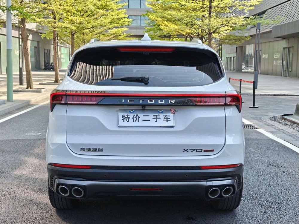 Jetour X70 PLUS модель 2023 года 1.5T DCT Warrior PLUS 5 мест - фото 4