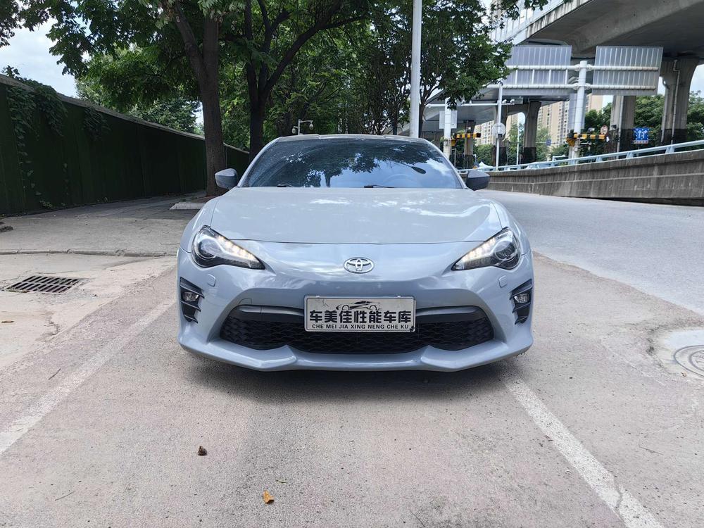 Toyota 86 2019 2.0L механическая Люкс версия - фото 2