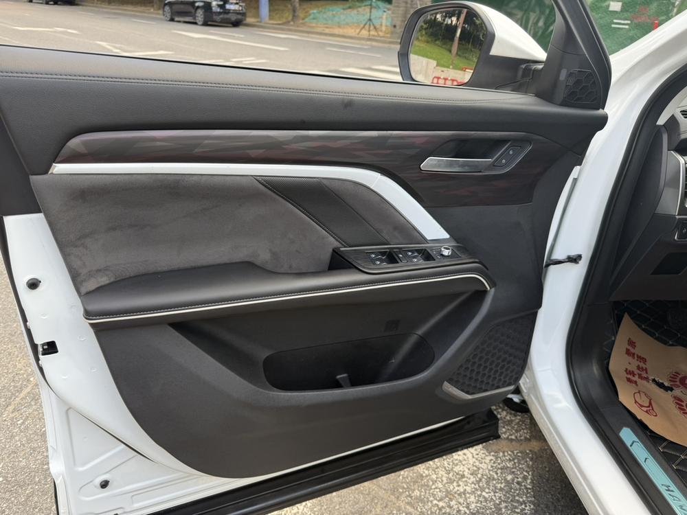 Haval H6 2023 модельного года, версия в стиле национального тренда, 1.5T, автоматическая городская версия - фото 9