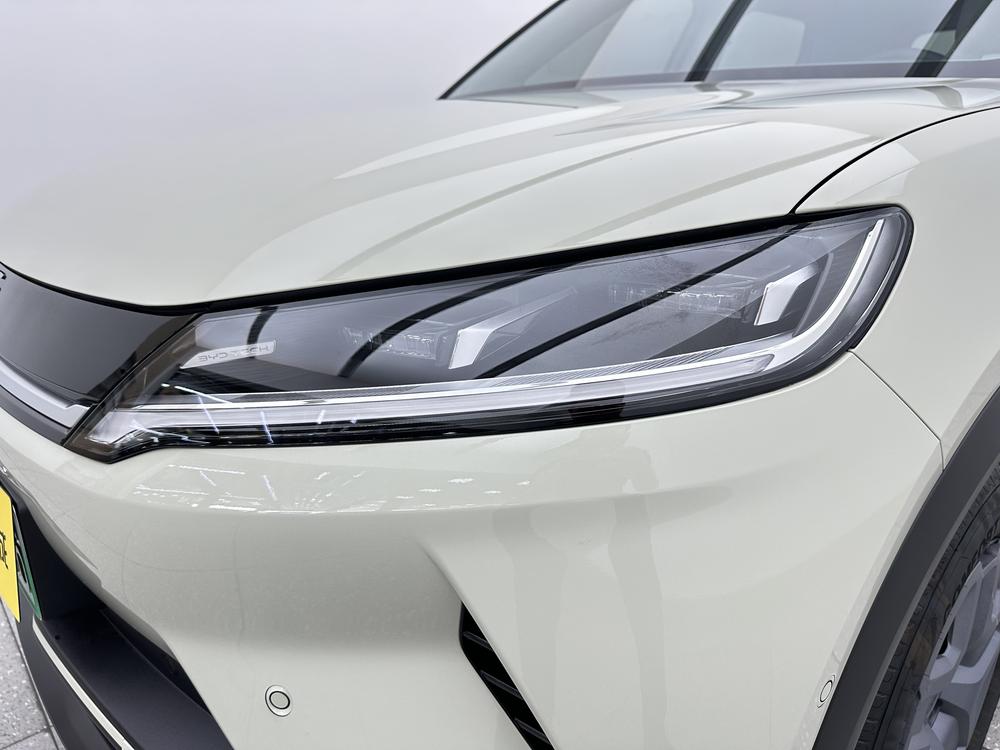 Yuan UP модель 2025, версия с интеллектуальным вождением, 401KM версия Vitality - фото 12