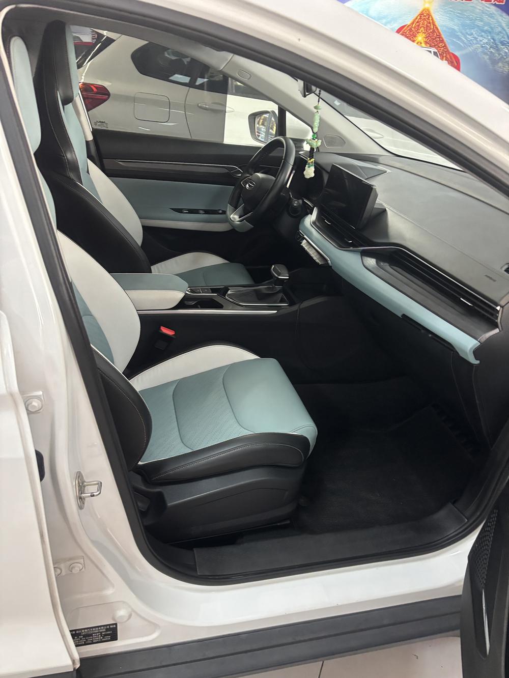 Emgrand S 2022 модельного года 1.4T CVT версия «Игрок кроссовера» - фото 8