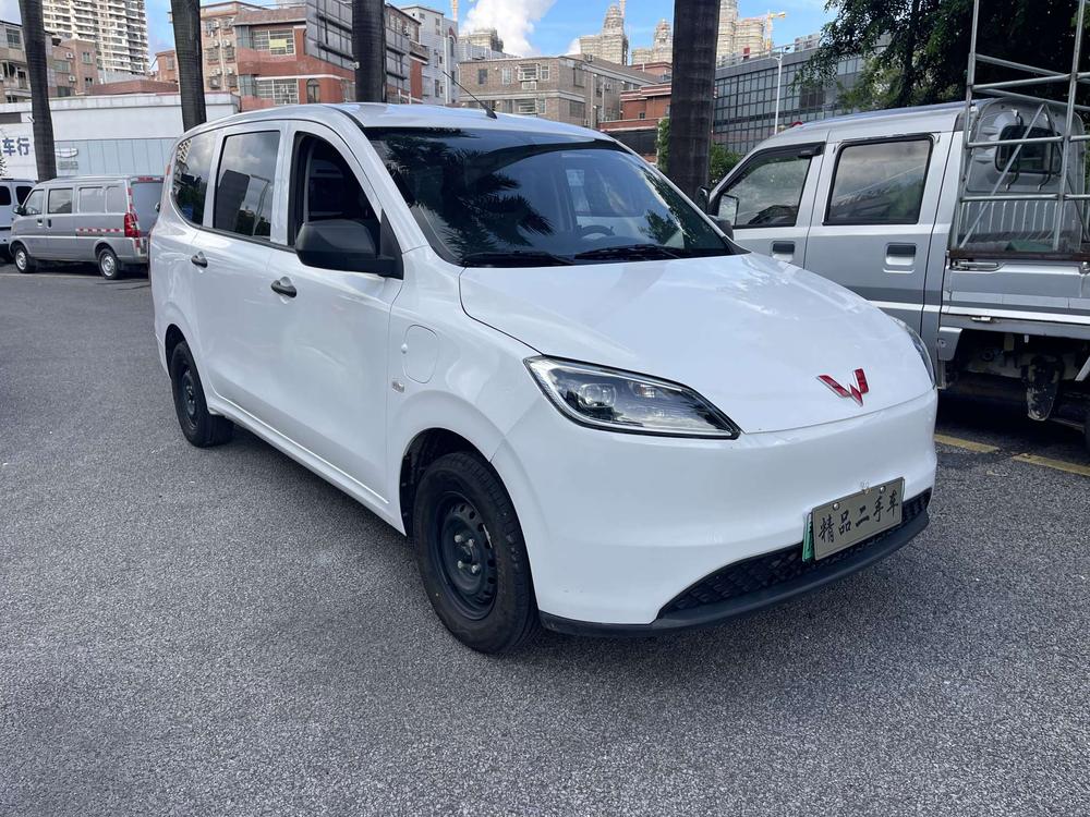 Wuling Hongguang EV 2024 300KM стандартная версия - фото 3