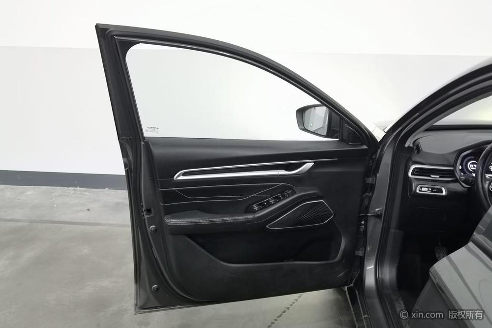 Emgrand 2022 модельного года, 4-е поколение, 1.5L, механическая коробка передач, версия Elite - фото 23