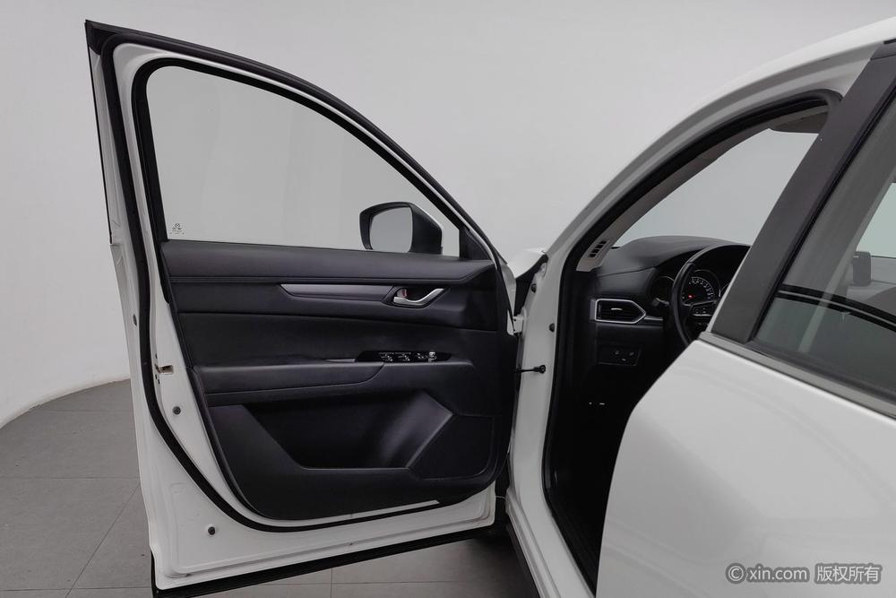 Mazda CX-5 2019 года, 2.0L, автоматическая, 2WD, комплектация Zhishang, China V - фото 21