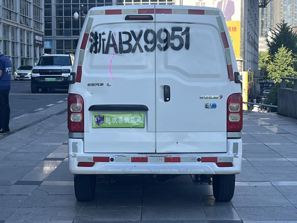 Changan Star 9 EV 2023 модельного года, версия Fortune, электрический грузовой фургон, 2 места, 55 kW - фото 6