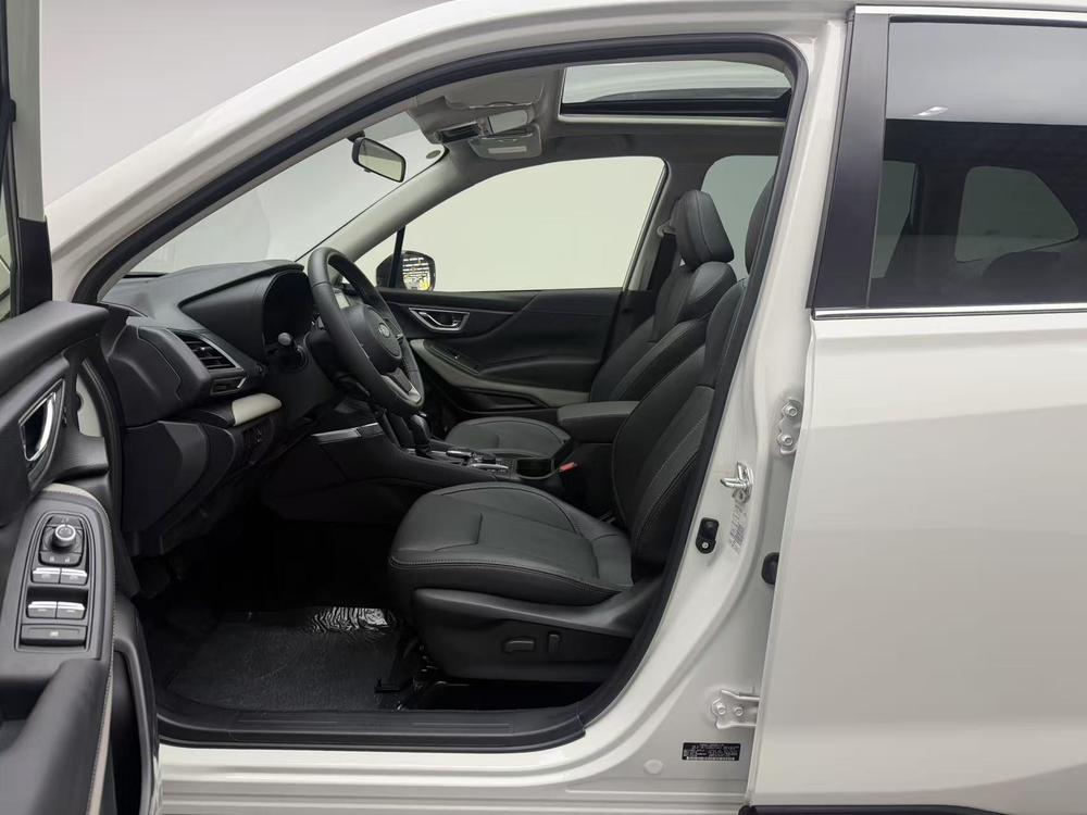 Forester 2024 модельного года 2.0i AWD в комплектации Luxury - фото 17