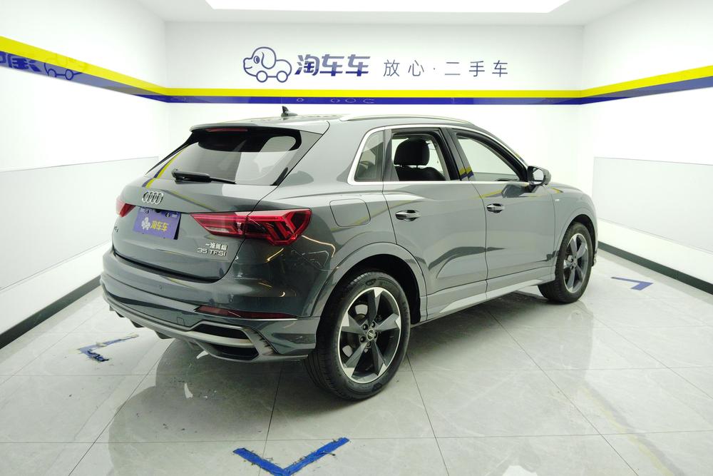 Audi Q3 2022 модельного года 35 TFSI модная спортивная версия - фото 3