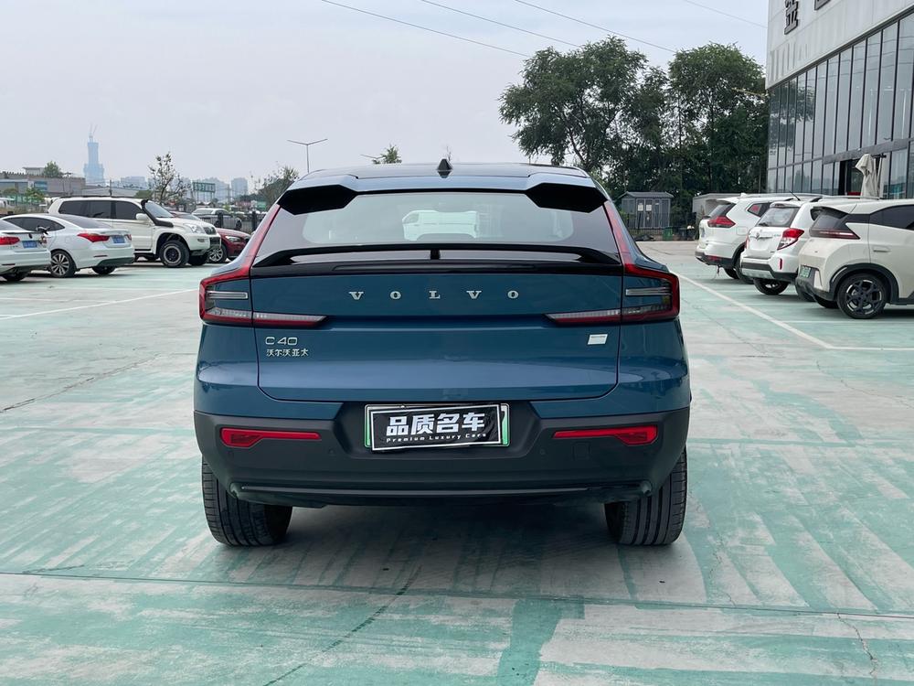 Volvo C40 EV 2022 модельного года, версия Long Range PRO  - фото 5