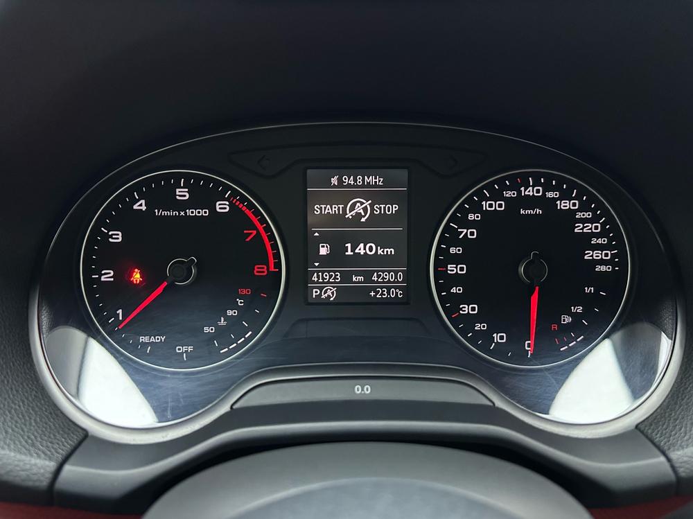 Audi Q2L 2020, модель 35TFSI, стильная спортивная версия - фото 13