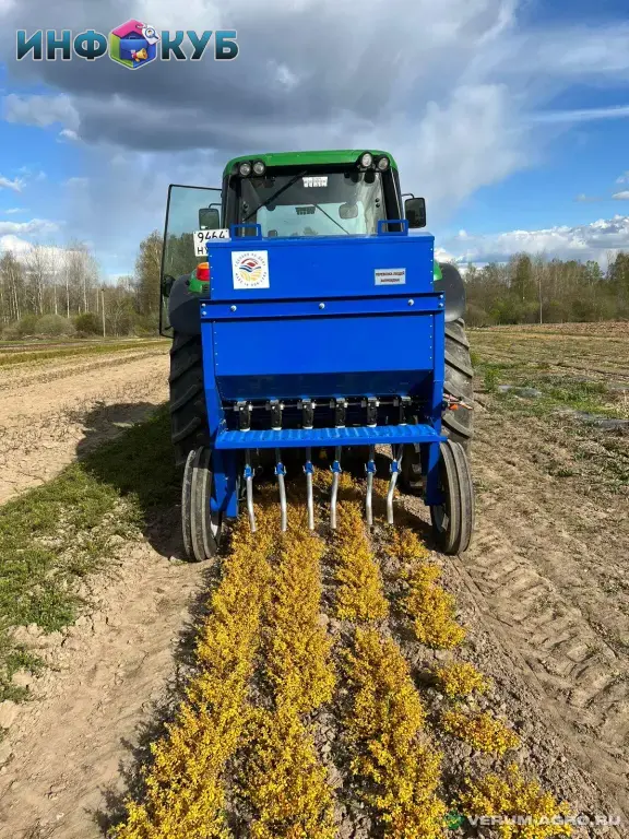 VITON АЗСМ 06 разбрасыватель гранулированных удобрений