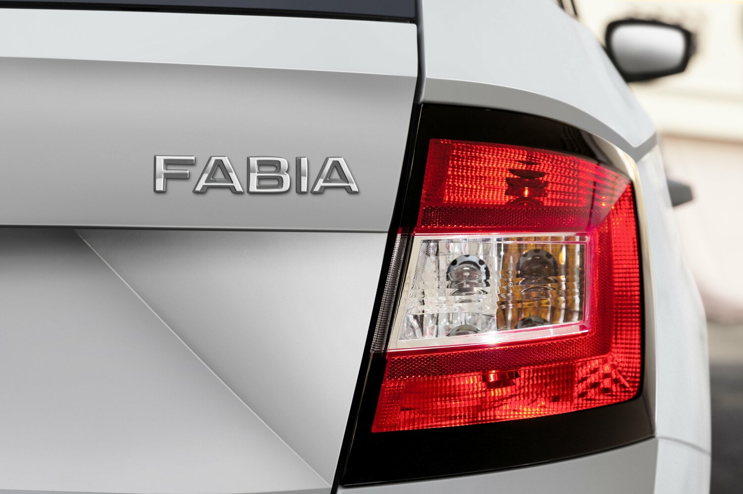 Фара задняя