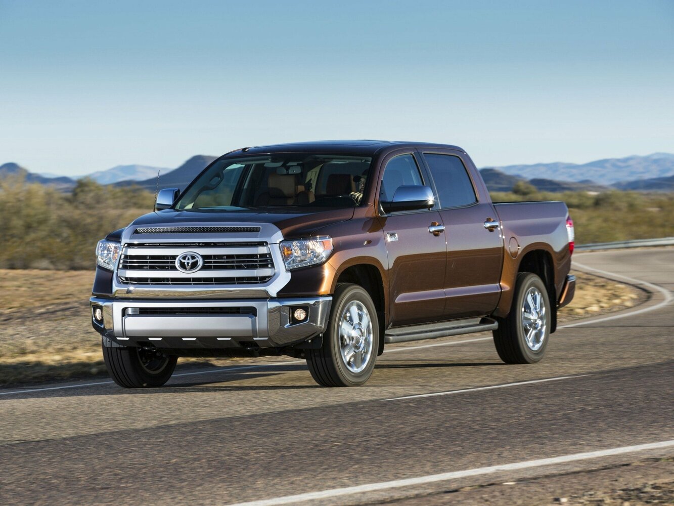 CrewMax 4.6 AT (310 л.с.) 4WD