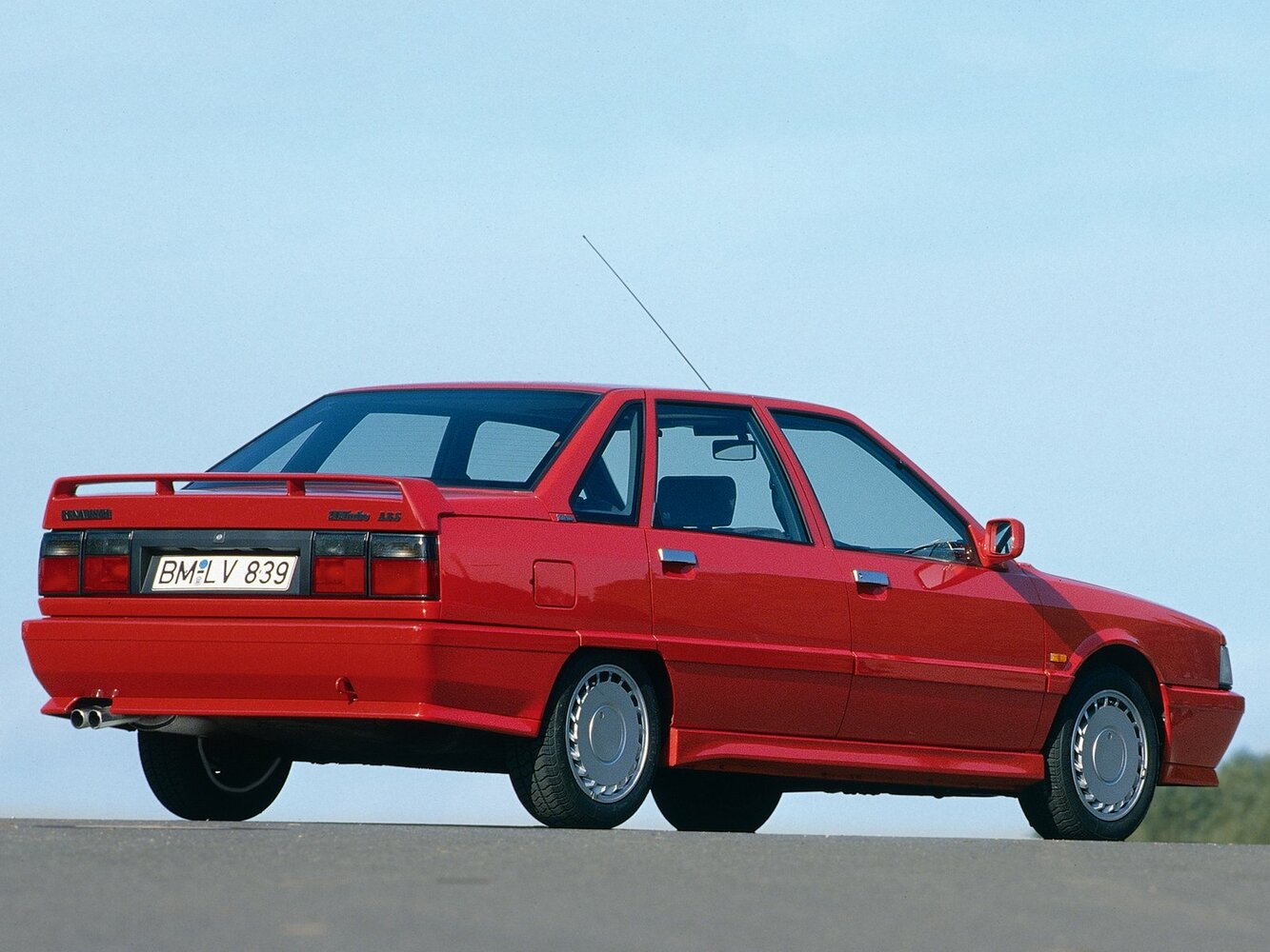3/4 сзади